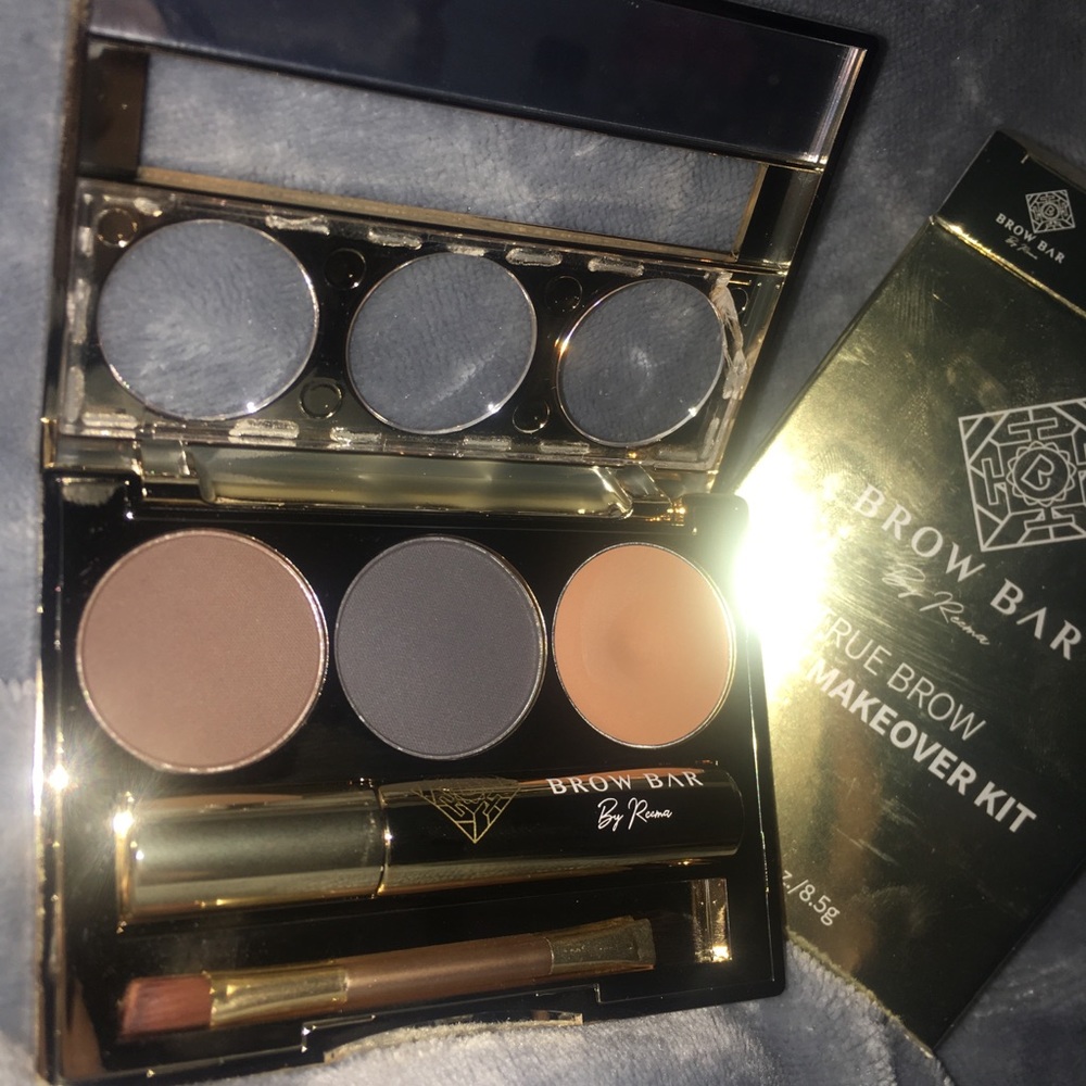 🌸2/$30🌸 BROW BAR Brow Makeover Kit